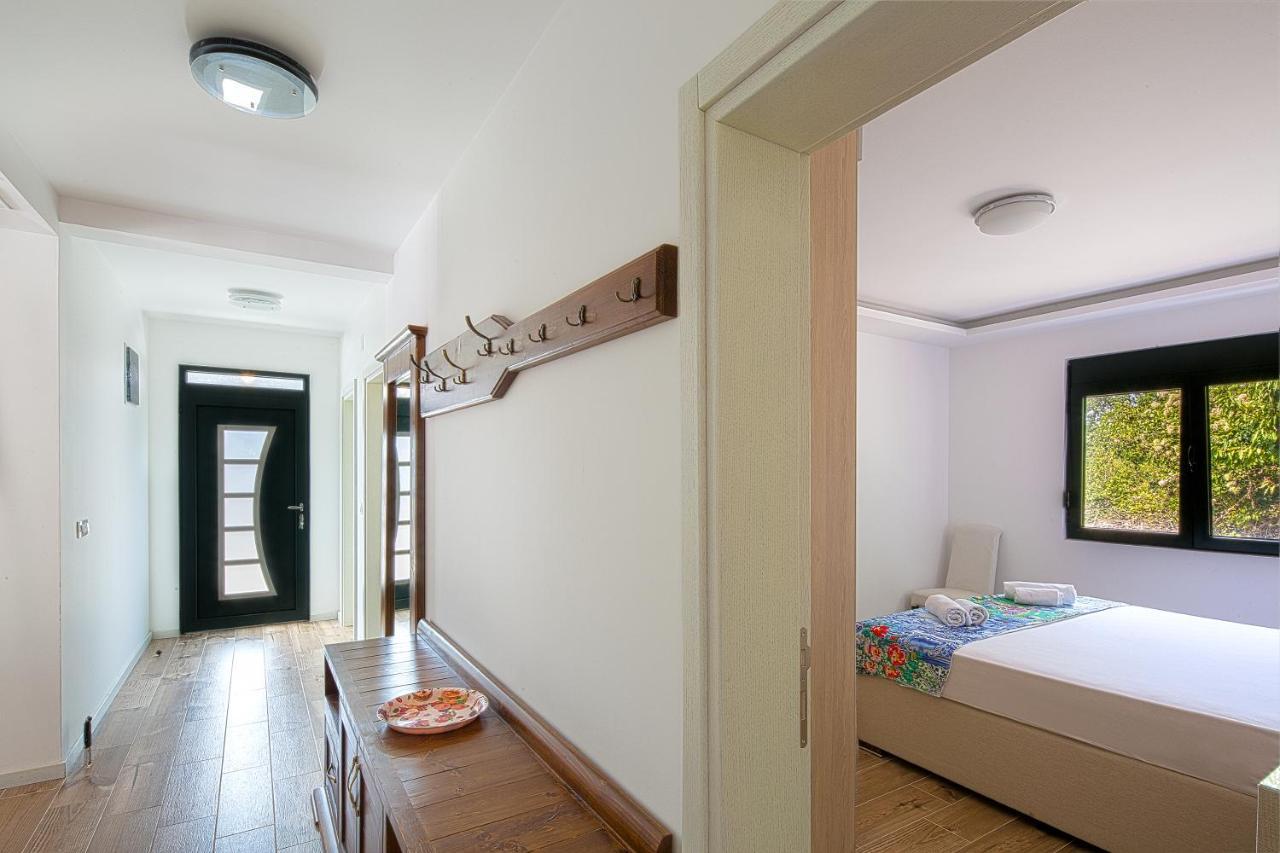 Villa Latina 2 Budva Exterior photo